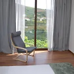 Quinta Do Santo No Douro - Casa T2 *