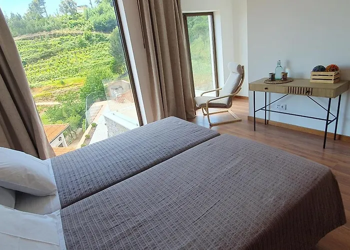 Quinta Do Santo No Douro - Casa T2 * Alcarias