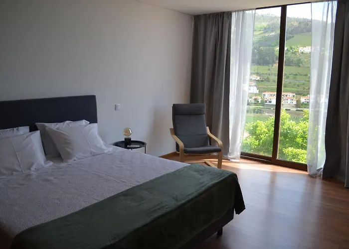 Quinta Do Santo No Douro - Casa T2 * Alcarias